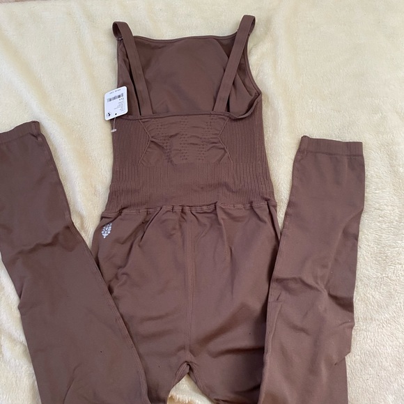 Free People Movement (Bundle) Onesie (S/XS) Leggings (S) - Picture 2 of 10